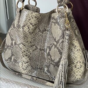 GILI Leather Snakeskin Design Shoulder Bag
